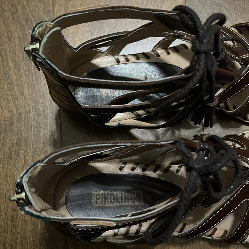 Pikolinos leather sandals. - Picture 4 of 11